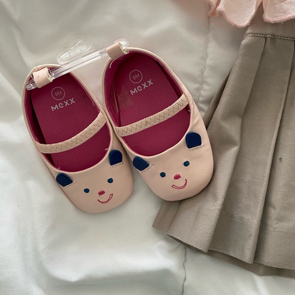 Like new 3 piece outfit 9 mths - Picture 2 of 6